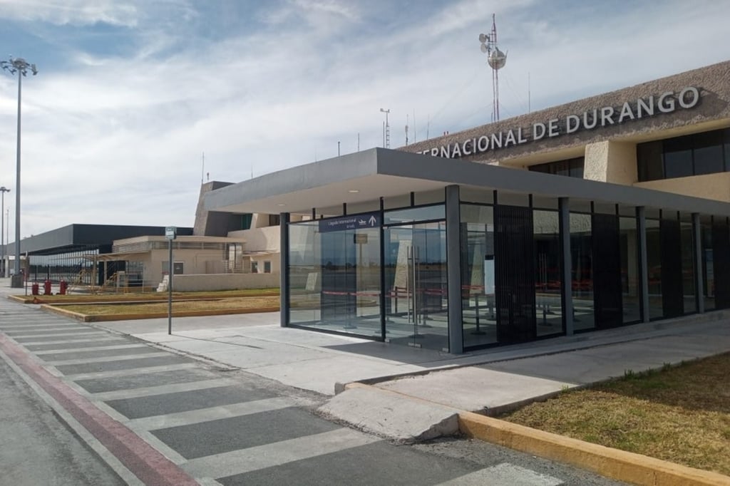 Comportamiento. El flujo de pasajeros en el aeropuerto de Durango disminuyó durante febrero de este año.