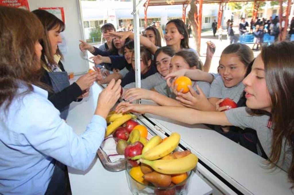 Propósito. Buscan padres de familia lograr una alimentación sana desde casa.