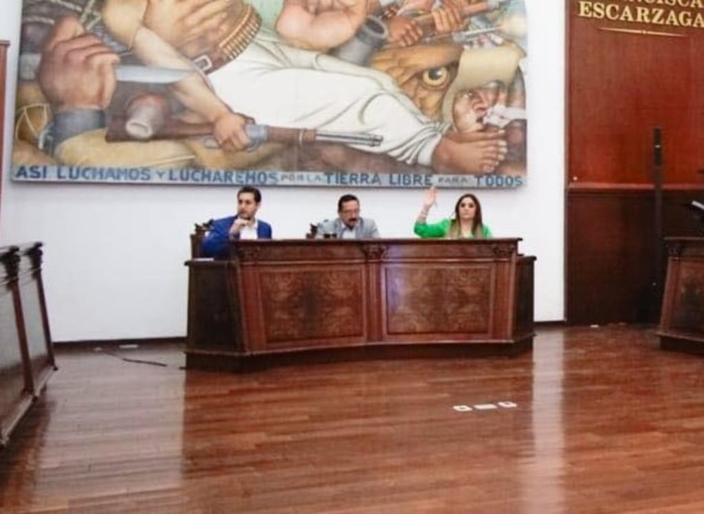 Proceso. Para participar en el proceso electoral la síndico Alicia Gamboa, determinó solicitar su licencia.
