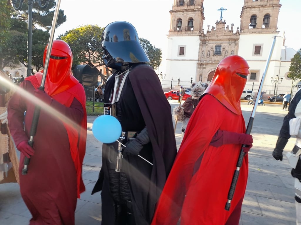 Inquisitor´s Squad. Son varias actividades altruistas que realiza este escuadrón y que forma parte de la Legión 501 a nivel nacional.