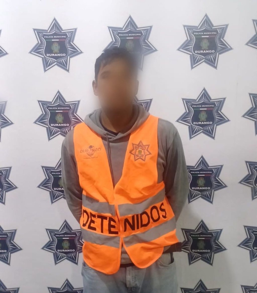 Reacción. Vecinos de Río Dorado llamaron a la policía y los agentes realizaron el arresto.