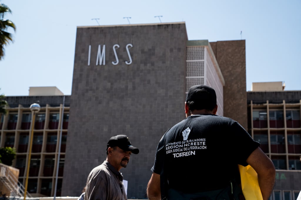 IMSS no frena desabasto de medicamentos