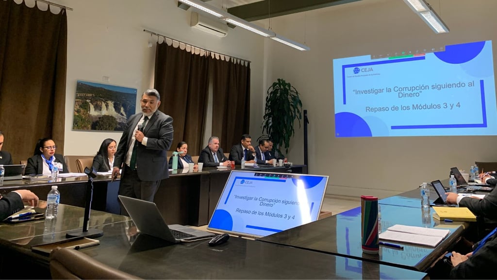 Duranguenses concluyen capacitación en combate a la corrupción