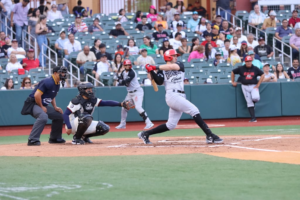 Caliente de Durango falla pitcheo y Tecos empata la serie