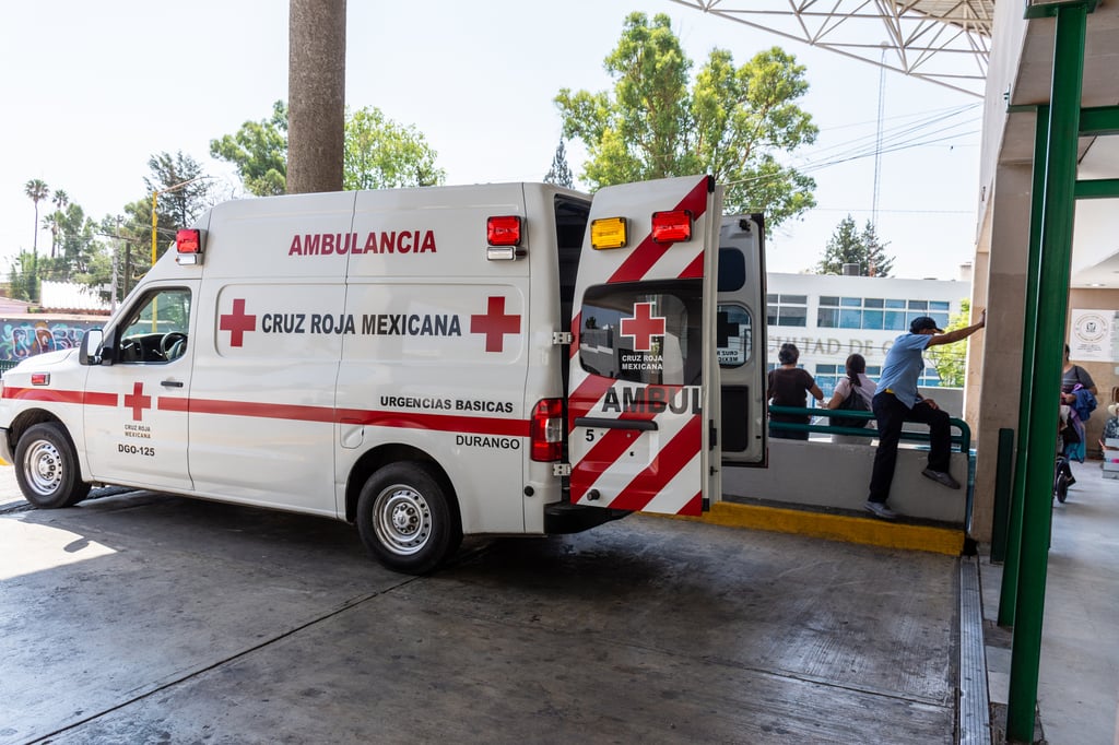 Menor de edad fue agredida por su propio padre, fue ingresada al IMSS