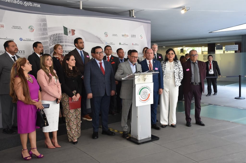 Respaldo. El senador de la República, Daniel Barreda Pavón, presentó la iniciativa.