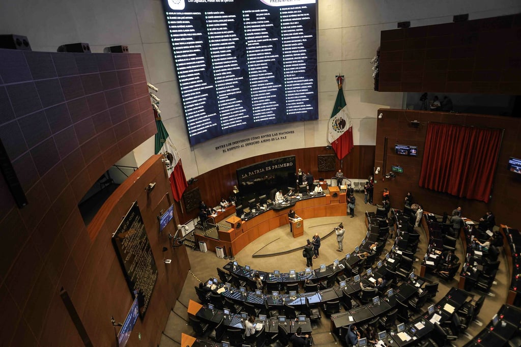 Retiran el dictamen de Telecom