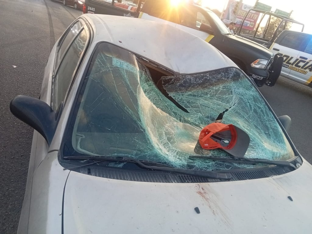 Ciclista fue arrollado en bulevar Francisco Villa; está grave