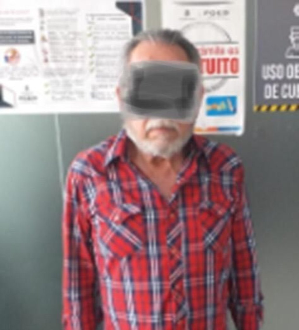 Agresor. Policías estatales aseguraron a un varón de 77 años por golpear a su esposa, de 73, en la ciudad de Durango.