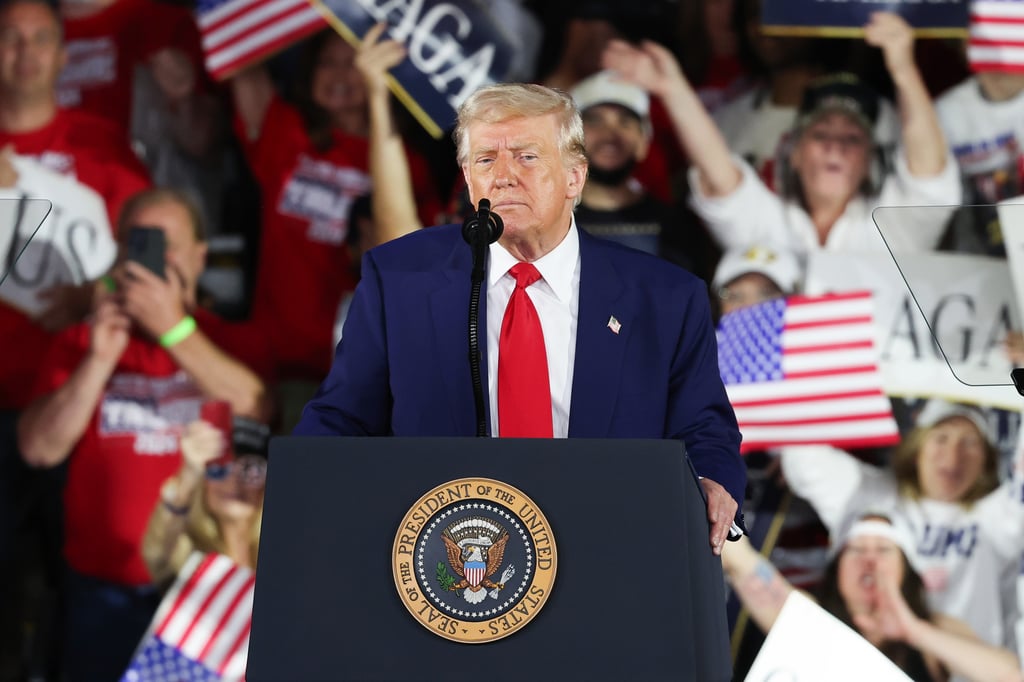 Rechaza Trump autos de México y Canadá