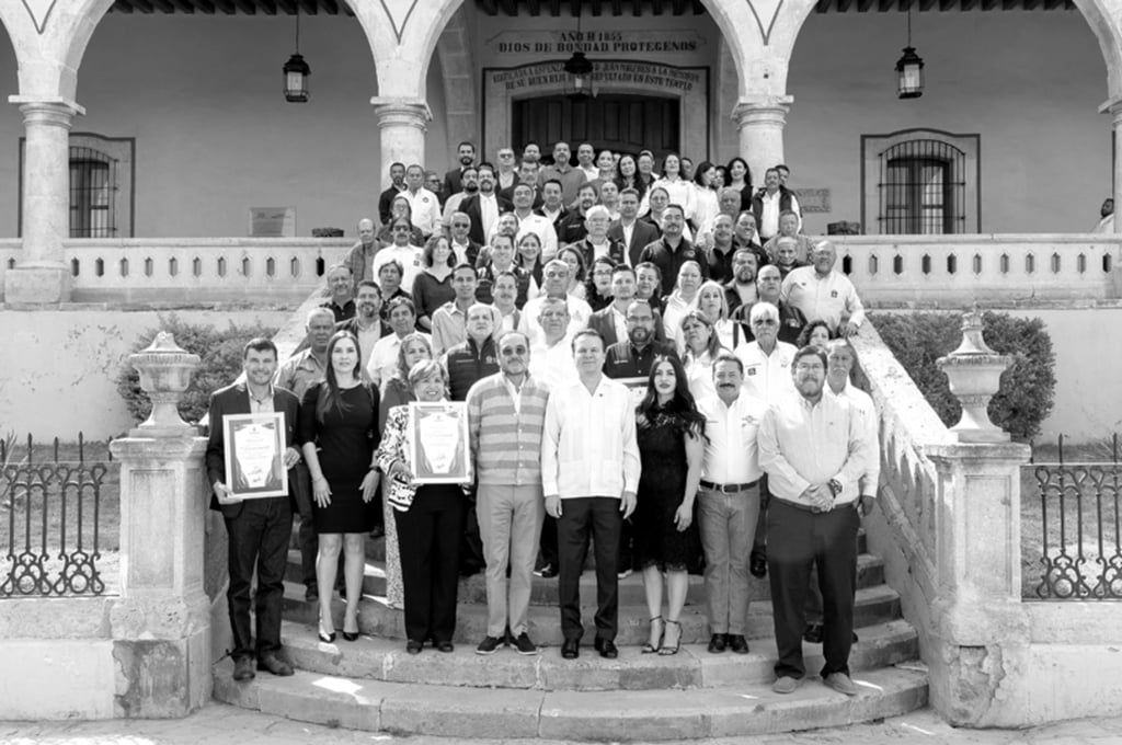 Mensaje. 'Cuenten con todo mi apoyo y respeto, me la voy a jugar con ustedes, de la mano de su gente para renacer con empleos dignos', afirmó el Gobernador Esteban Villegas este primero de mayo.