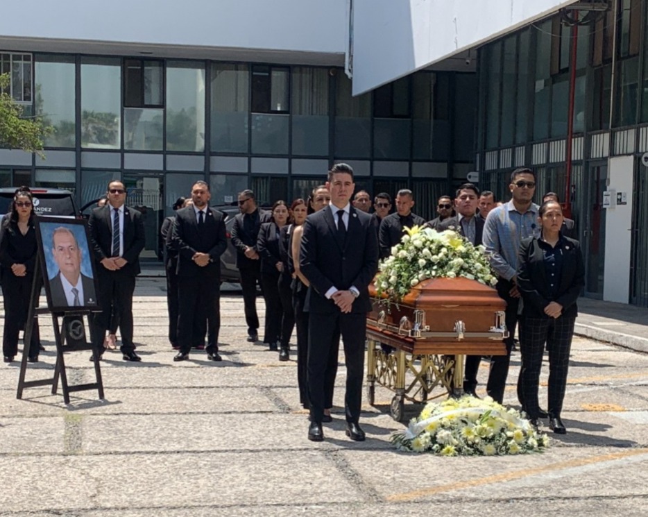 Fiscalía anticorrupción realiza 'último adiós' para Coordinador fallecido | ¿Quién fue?