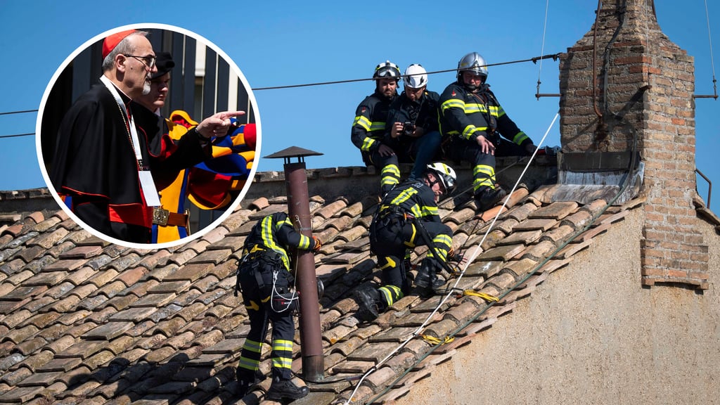 El Vaticano instala en la Capilla Sixtina la chimenea en donde se quemarán los votos del Cónclave