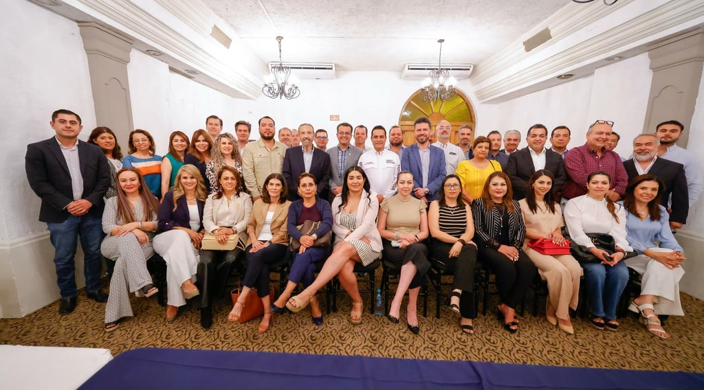 Se suman empresarios al proyecto de Toño por Durango