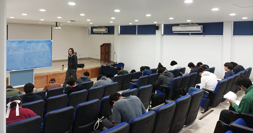 Elegidos. Un total de 11 alumnos de la Facultad de Ciencias Exactas y 2 de la Prepa Diurna van a Olimpiada Internacional.