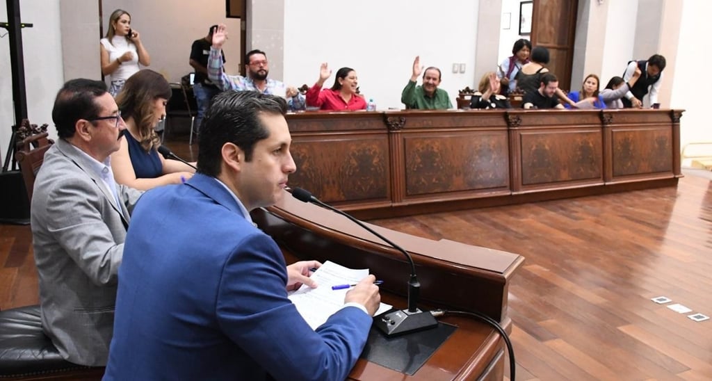 Protocolo. Las y los regidores del Cabildo aprobaron la primera cuenta pública bimestral de 2025.
