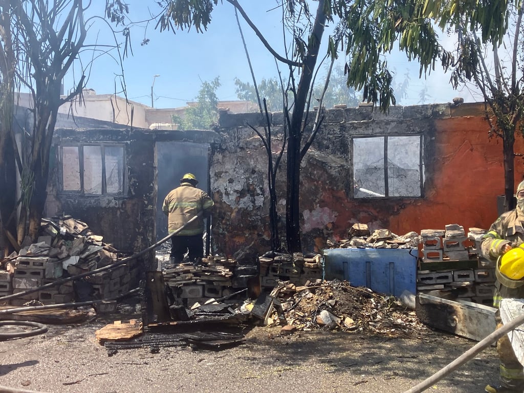 Situación. Se incendió un domicilio en la colonia Niños Héroes de Gómez Palacio, cuando el propietario se encontraba en su trabajo.
