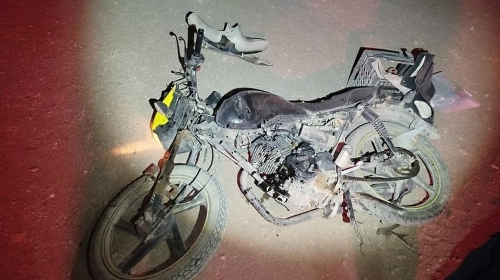 Caso. Un motociclista falleció al chocar contra una patrulla en la ciudad de Nuevo Ideal, la noche de este lunes.