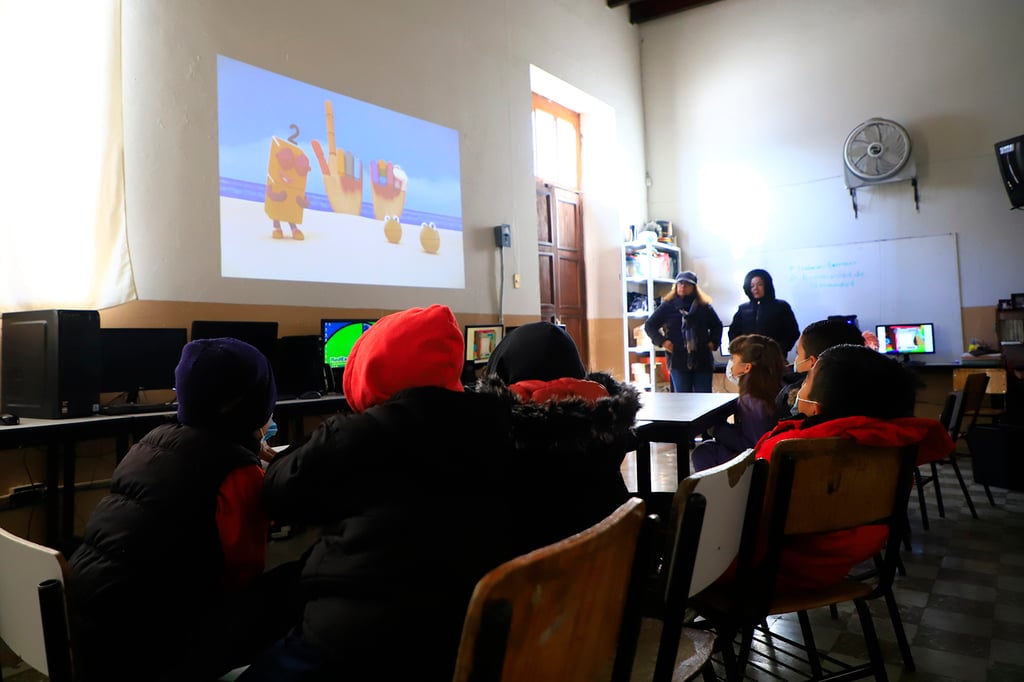 Reconocimiento. Muchos maestros enfrentan dificultades, pero no desisten de su labor. 