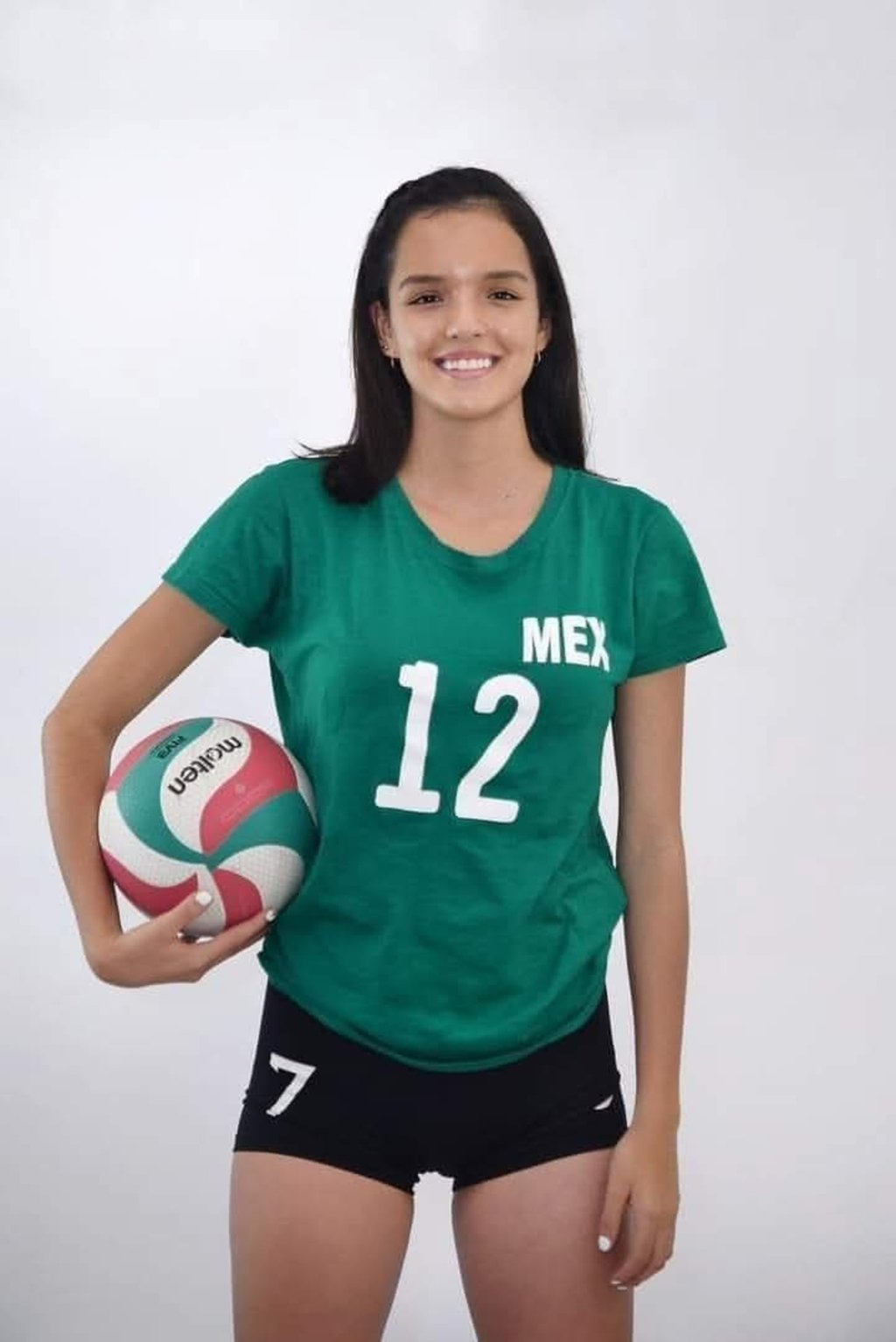 Promesa. Lizárraga ha demostrado un nivel competitivo que la coloca entre las promesas más destacadas del voleibol juvenil en el país.