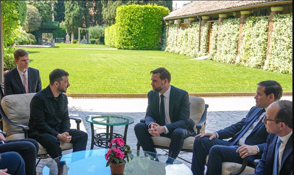 Volodímir Zelensky se reúne con el vicepresidente de los EU, JD Vance