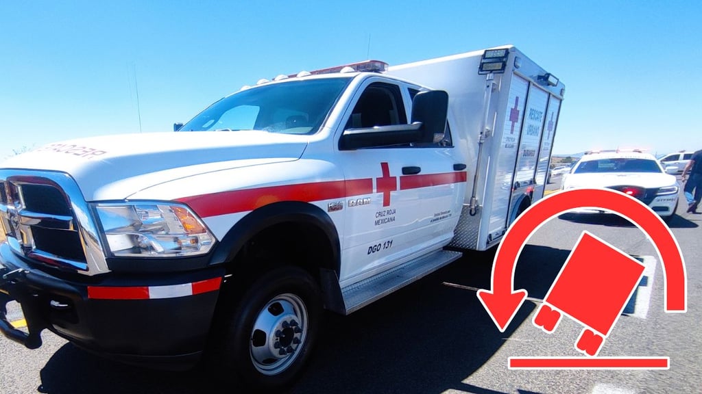 Conductor de un camión resultó lesionado tras sufrir volcadura en la 'Súper'