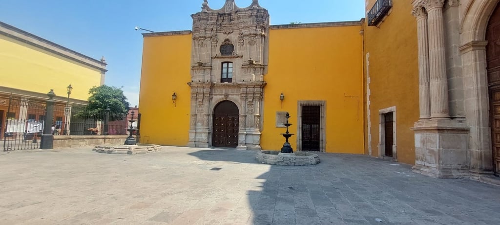 Motivo. El Edificio Central estuvo cerrado el viernes, día inhábil por el Día del Estudiante dentro de la UJED.