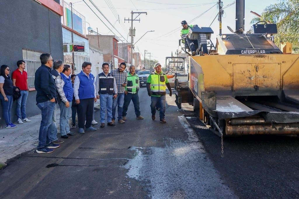 Mensaje. 'La pavimentación llega a todos los rincones de la ciudad ', confirmó Bonifacio Herrera, presidente municipal de Durango.