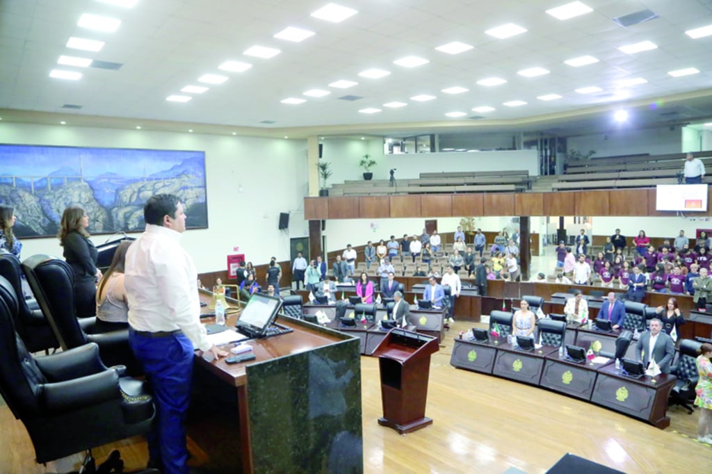 Procedimiento. La reforma constitucional fue aprobada por unanimidad del Congreso del Estado este mismo martes.
