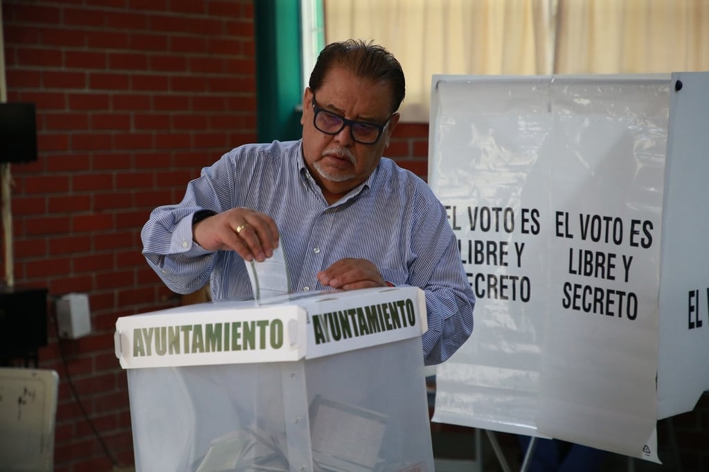 Elecciones. Durango y Veracruz, las entidades en que se realizó una jornada electoral para elegir a presidentes municipales.
