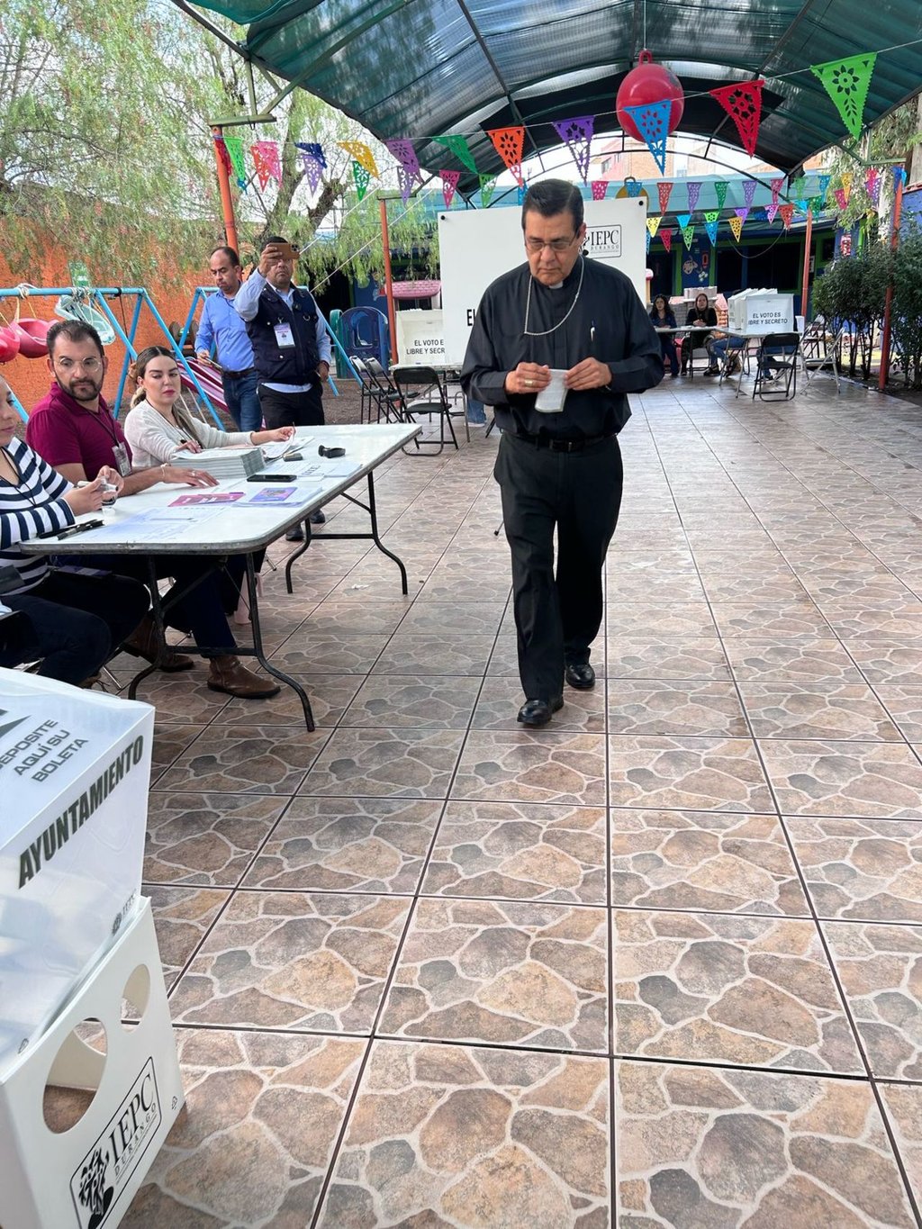 Ambiente. La elección transcurrió en un marco de tranquilidad y con la presencia de las distintas corporaciones de seguridad.