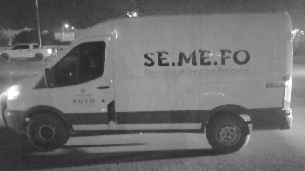 Un vehículo que se dio a la fuga atropelló y mató a una persona del sexo masculino en Lerdo.