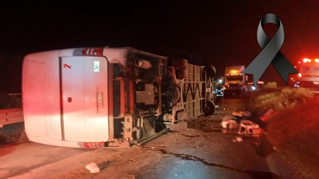 Volcadura de autobús de pasajeros deja 11 personas fallecidas y más de 15 lesionados