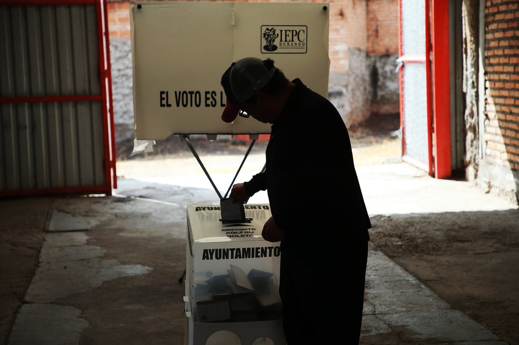 Recuento. Por algunas inconsistencias que se detectaron, así como una diferencia de menos de cinco por ciento entre los contrincantes, se hará un recuento.