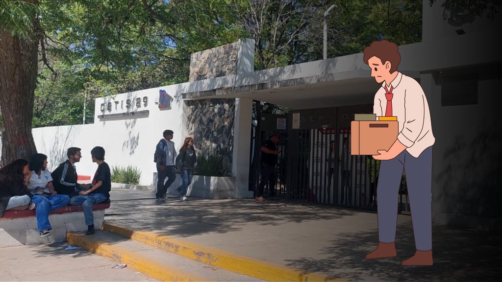 Padres cierran el CBTIS 89 por bajas calificaciones de sus hijos; piden cambio de maestro