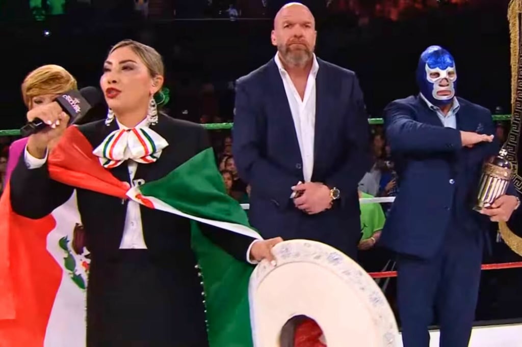 WWE: ¿Qué sanción recibiría Deyra Barrera por equivocarse en el Himno Nacional Mexicano?
