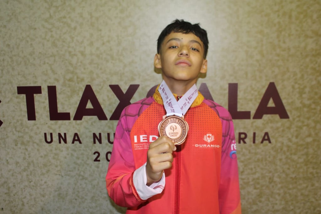 Cae bronce en para Durango luchas asociadas en la Olimpiada Nacional