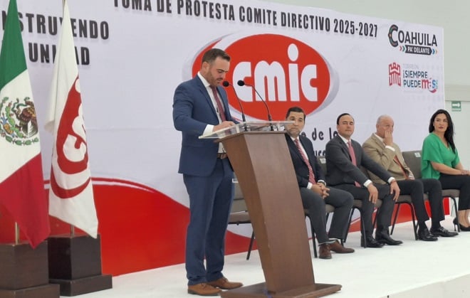 Tomó protesta el nuevo presidente de CMIC Laguna