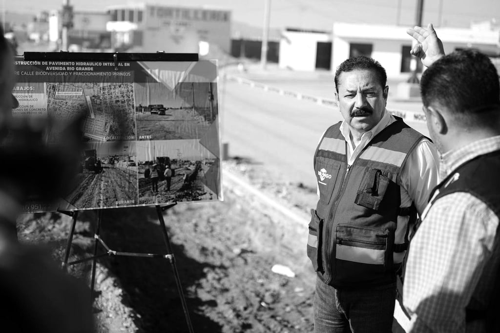 Bonifacio Herrera destacó que en la segunda etapa de esta vialidad se invierten alrededor de 25 millones de pesos. 