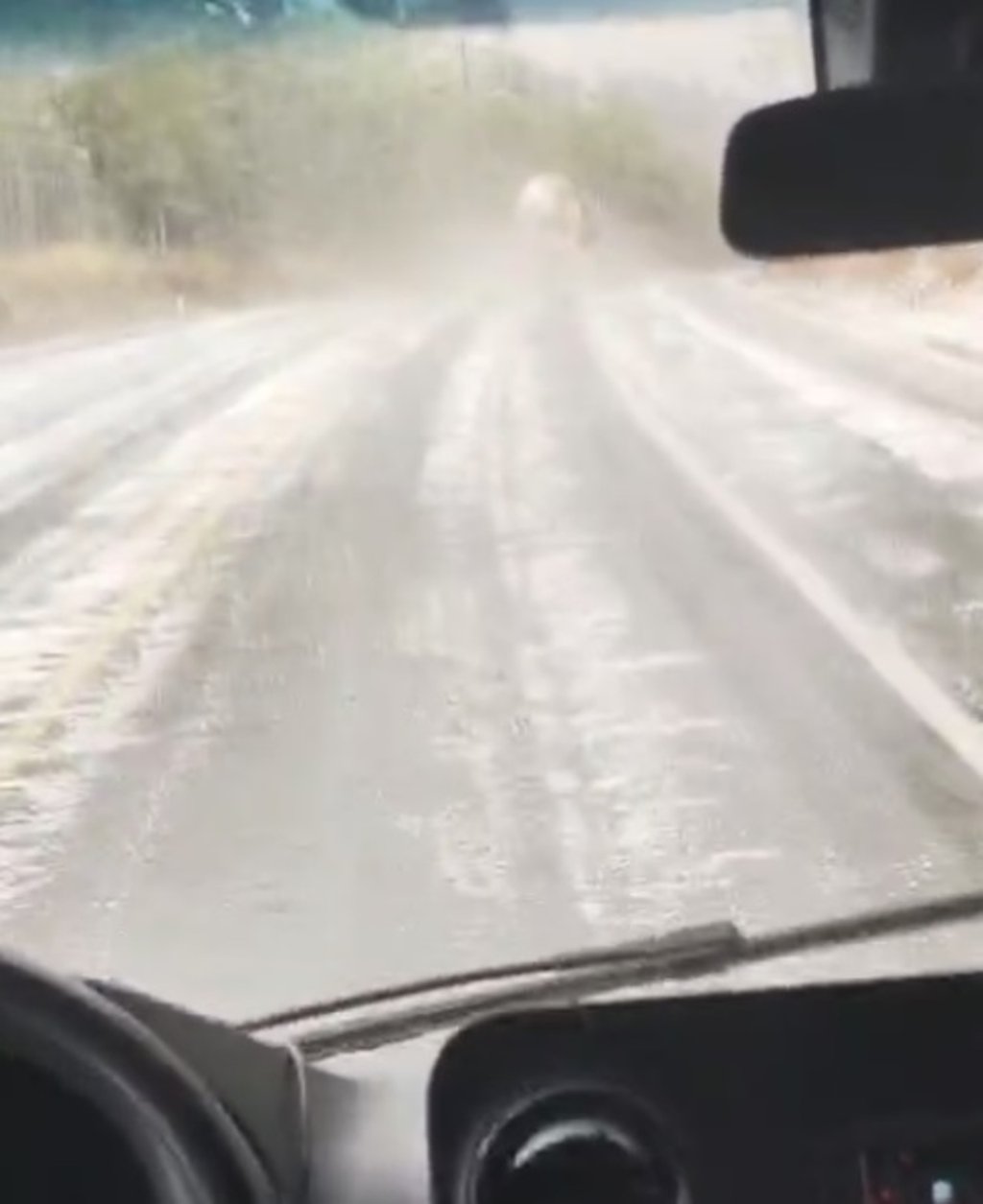 Clima. En la zona serrana sigue lloviendo e incluso, en la zona cercana a El Salto estuvo lloviendo.