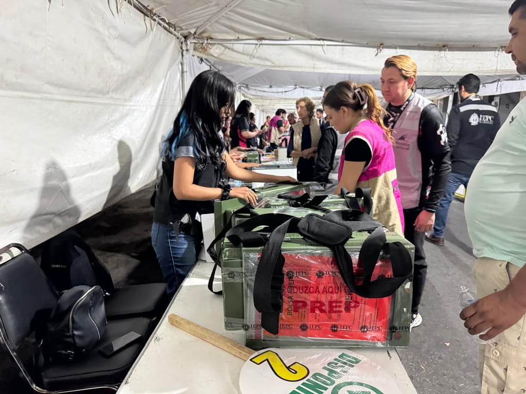 Avance. Será la mañana de este sábado cuando se reanude la sesión para ofrecer un nuevo reporte de avances.