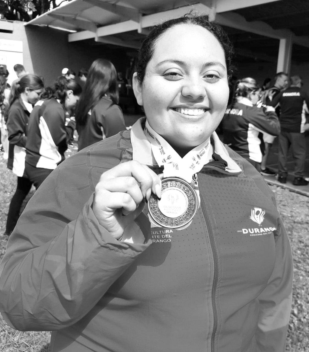 Medallista. La duranguense Maryjose Batres Santillán ganó medalla en  en la disciplina de pistola de aire 10 metros Sub-23.