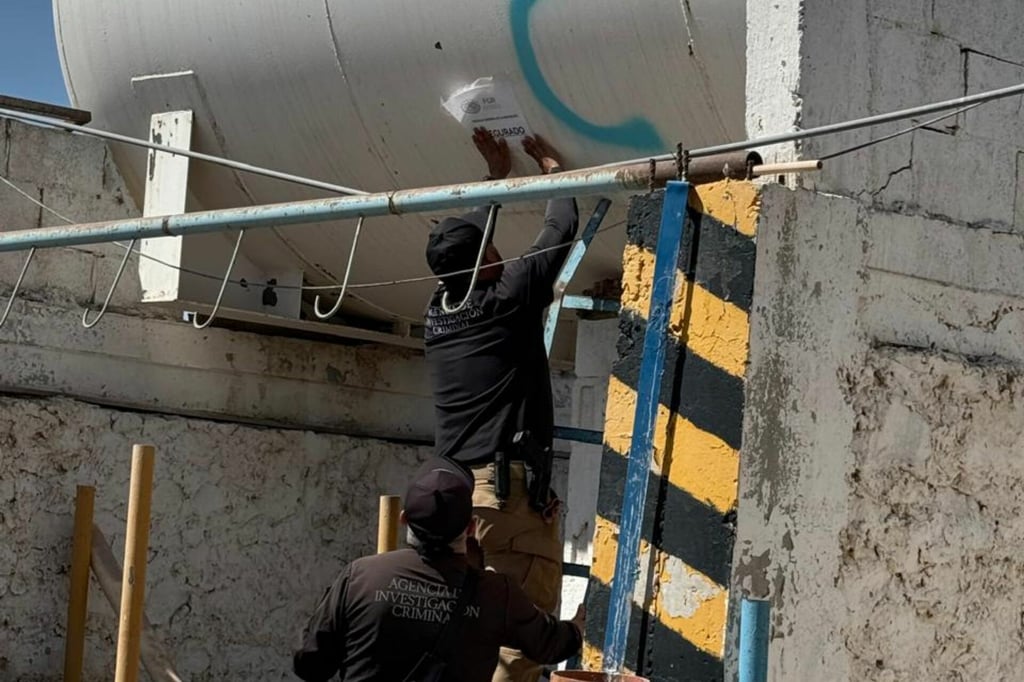 Catean inmueble en Gómez Palacio y aseguran 10 mil litros de hidrocarburo