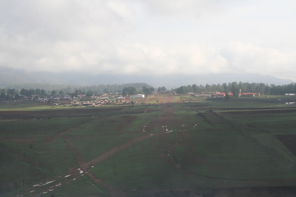 Infraestructura. La Comisión Federal de Electricidad no acude a reparar las fallas del suministro en la zona indígena de Durango; pero en Nayarit es acompañado de la Guardia Nacional.