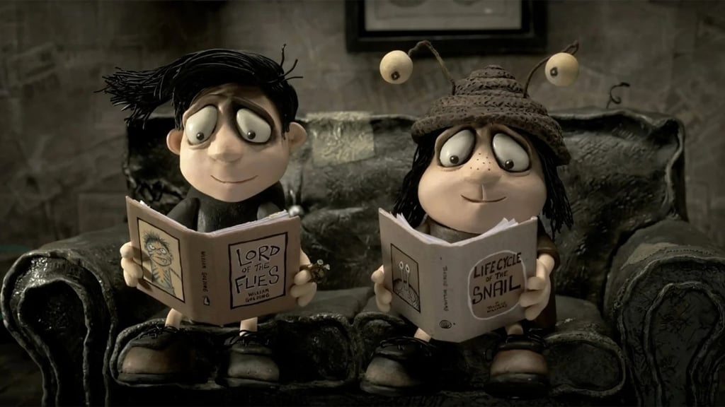 Trama. La historia sigue la vida de Grace Pudel, una niña solitaria e inadaptada en la Australia de los años setenta, obsesionada con los caracoles.