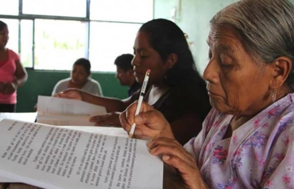Plazo. Tenían un año para lograr que 30 mil analfabetas aprendieran a leer y escribir; solo les quedan 6 meses.