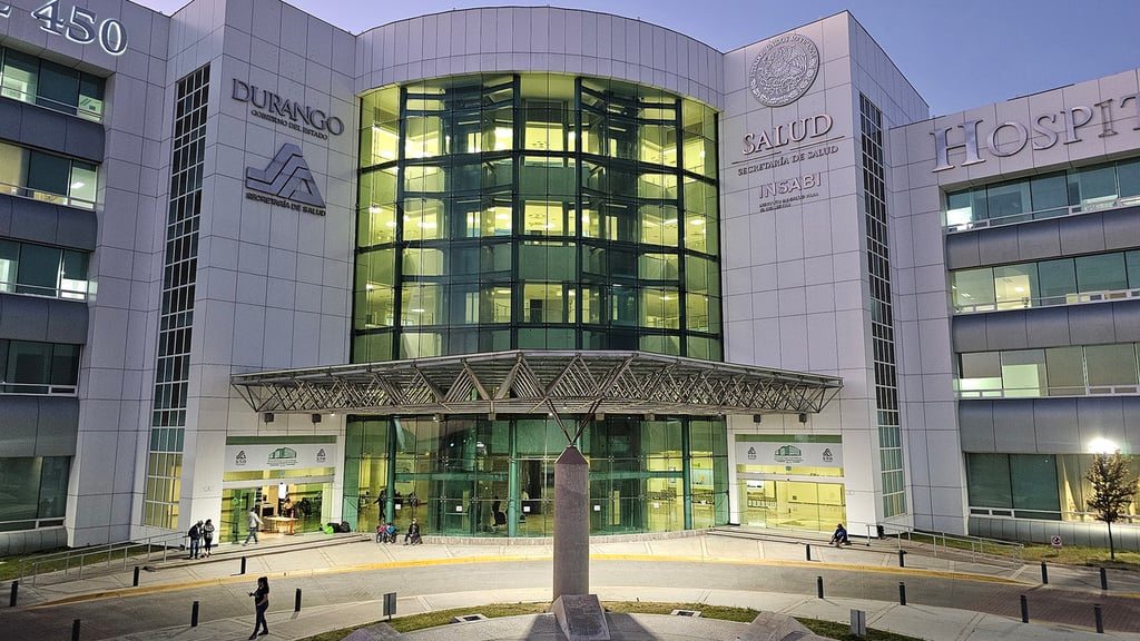 Versiones. Los familiares que la trasladaron en la ambulancia de la comunidad manifestaron que fueron tres vecinas quienes la agredieron a golpes.