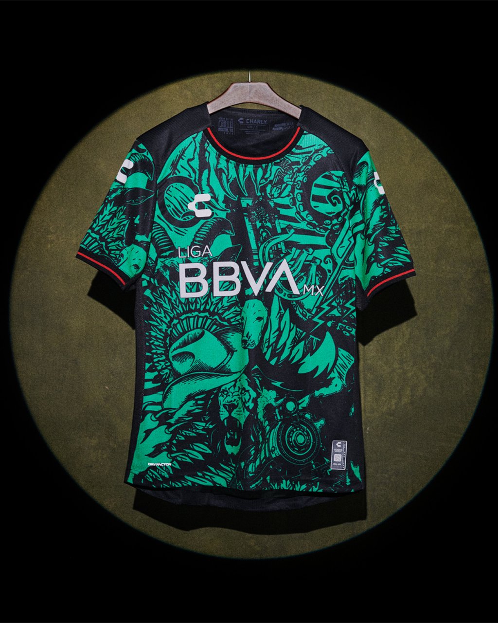 Casaca. El diseño busca representar a todos los equipos del fútbol mexicano en una sola camiseta conmemorativa.