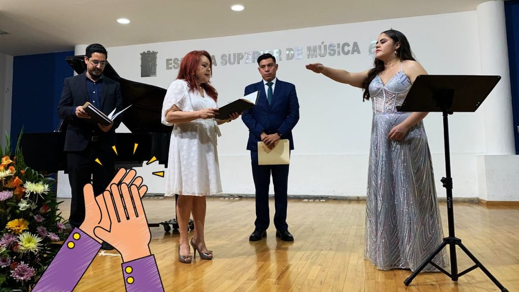 Gabriela Ochoa Corral, primera persona ciega en titularse en la Escuela de Música de la UJED