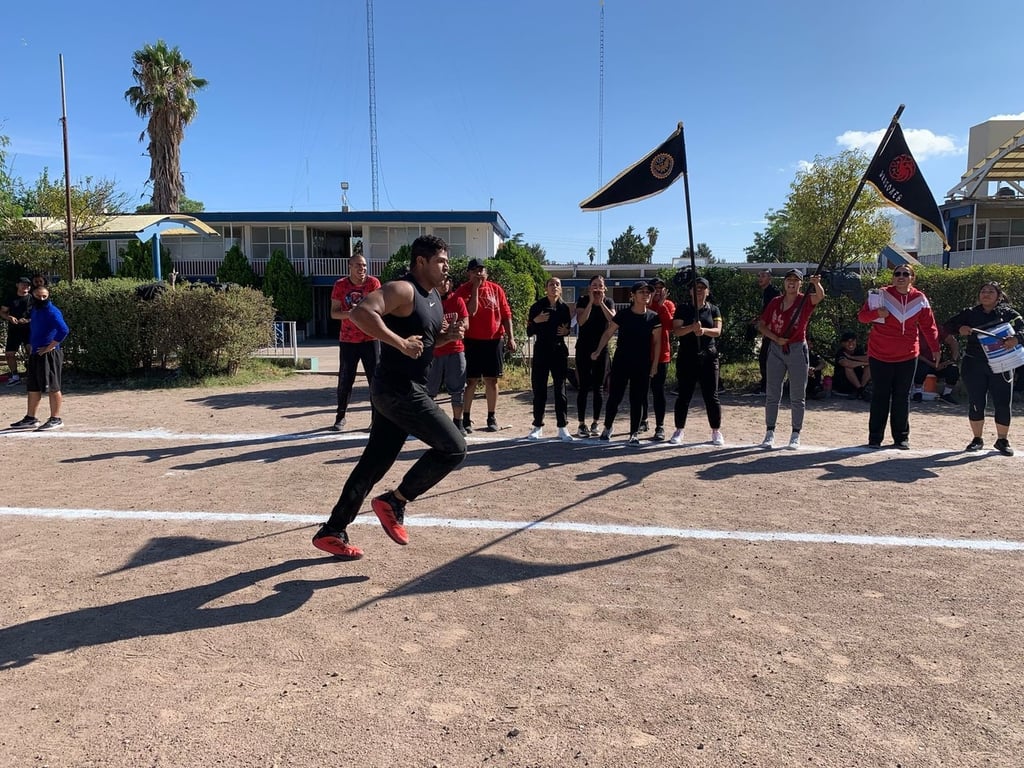 Competencias. Se llevó a cabo el ISSPETLON 2025, en el Instituto Superior de Seguridad Pública del Estado, donde actualmente está en preparación la nueva generación de cadetes que saldrán como policías estatales. Los equipos ganadores fueron premiados por el Secretario de Seguridad Pública en la entidad.